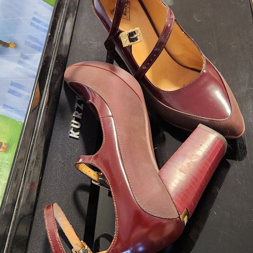 Bordeaux suede /glossy leather Fluevog US size 6.5 (70% off original price!)